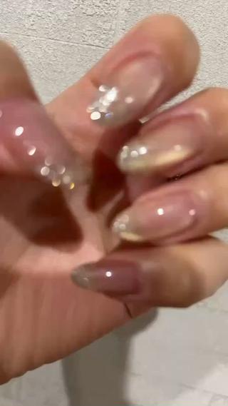 #大人気マグネットジェル　に　#フラッシュネイルでラメグラデーション　うる艶ちゅるるん　人気のデザインですよ(ラメ追加+1100) 