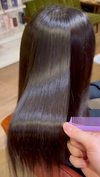 ロング 藤原 杏翼のヘアスタイル