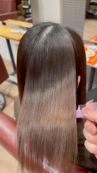 ミディアム 藤原 杏翼のヘアスタイル