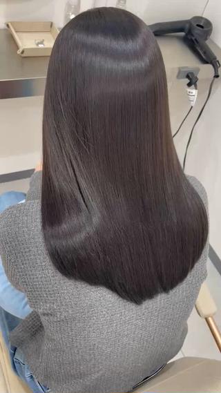 セミロング カラー N°Elune RINNAのヘアスタイル