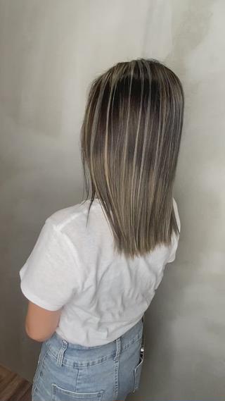 セミロング カラー ヘアアレンジ Belle hair Design青野大貴のヘアスタイル