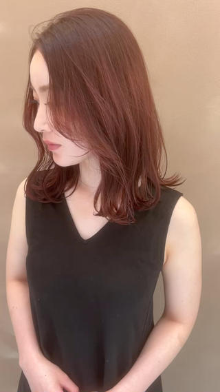 アディクシーカラー　ボルドー8レベル

外はねくびれボブ 