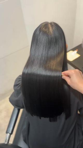 ロング 髪質改善♡ 保坂汐音のヘアスタイル