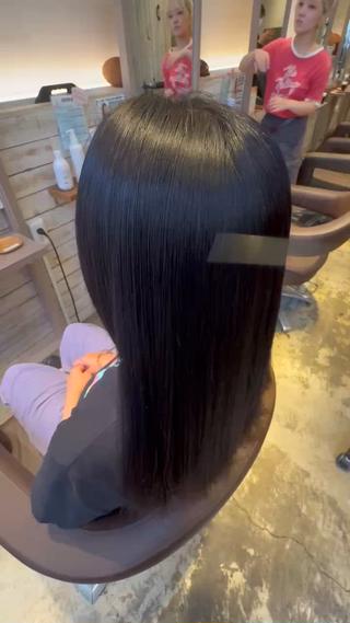 ロング カラー パーマ 岸本 一誠のヘアスタイル