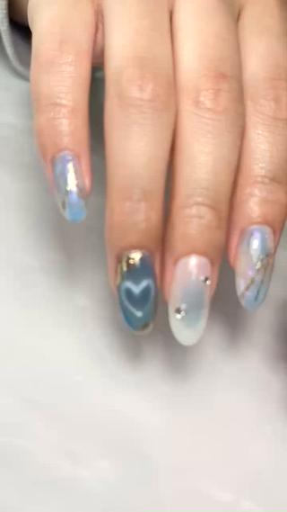 ネイル BLESS所属・BLESS momoのネイルデザイン