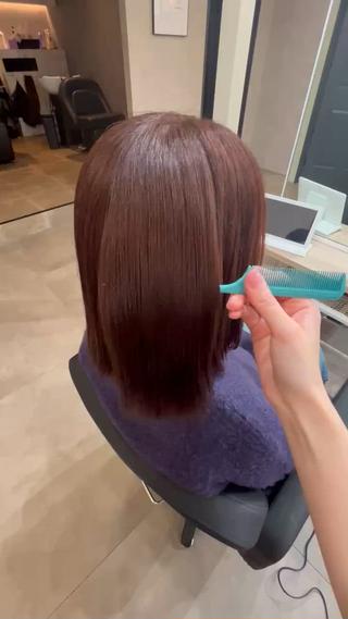 ミディアム カラー 上島 愛永のヘアスタイル