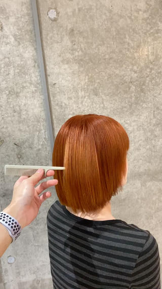 縮毛矯正暗染履歴をダメージレスブリーチでオレンジベージュ 