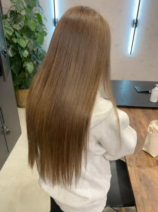 ミルクティーベージュ