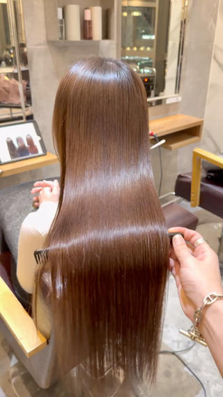 ロング AUBE HAIR unli所属・レイヤーカット× 髪質改善カラー　片山のヘアスタイル