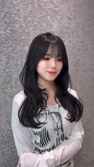 ロング カラー ヘアアレンジ 大宮‎🩵縮毛矯正 レイヤー　佐藤和のヘアスタイル