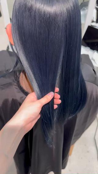 Blue
ベースがある程度抜けてると綺麗に発色します！ 