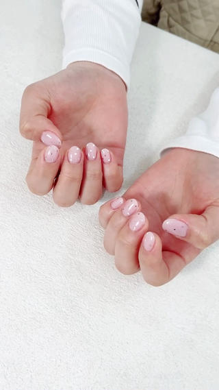 ドット𓂃‪𓈒⋆
⁡
ベースカラーは
お持ちの画像に合わせた
オリジナルカラー
⁡
人気のオプション
マシーン角質ケアもプラスして
お爪周りもつるふわに♡
⁡
いつもありがとうございます！
⁡
⁡
⁡
#春ネイル
#ドットネイル
#角質ケア
#美フォルムネイル
#なかもずネイルサロン 