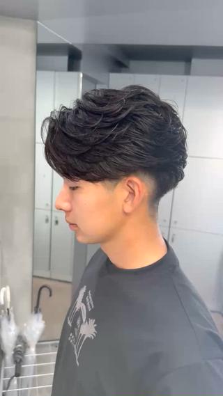 パーマ 松田 優斗のヘアスタイル