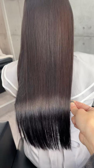 ロング CALAMARI所属・【渋谷で人気】艶髪× 髪質改善/ツヤカラーのヘアスタイル