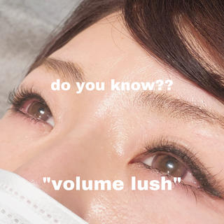 ボリュームラッシュ
→→3本の毛が一つの束になったラッシュ
少ない本数でもボリュームを出せます
ふんわり感抜群!!!
Dカール 140本
下まつげも20本ずつつけてます