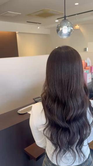 ロング カラー grandoll本店所属・葛城 咲羽のヘアスタイル