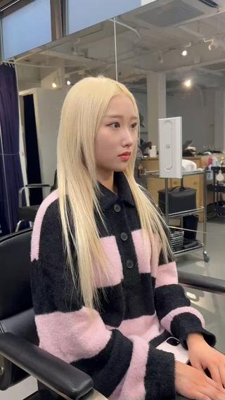 ロングからばっさりミニボブへ◎
切りっぱなしに見えて少しレイヤーを入れることで動きのあるミニボブに。
挑戦してみたい方是非 