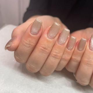 マグネットの中で人気色
磁気の当て方で輝き方が変わります
ロングネイルの方もショートネイルの方もお似合いになります♡ 