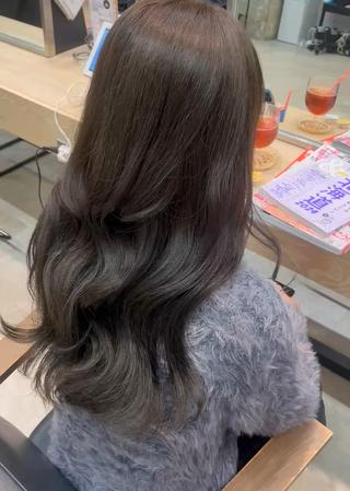 赤みを消してオリーブブラウン 