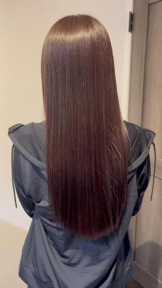 カラー 塩見 千晶のヘアスタイル