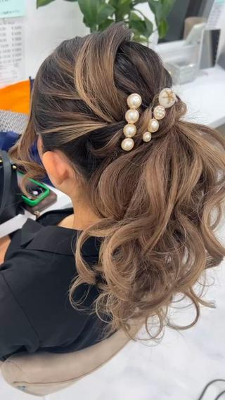 セミロング ヘアアレンジ HairSet Salon Kのヘアスタイル