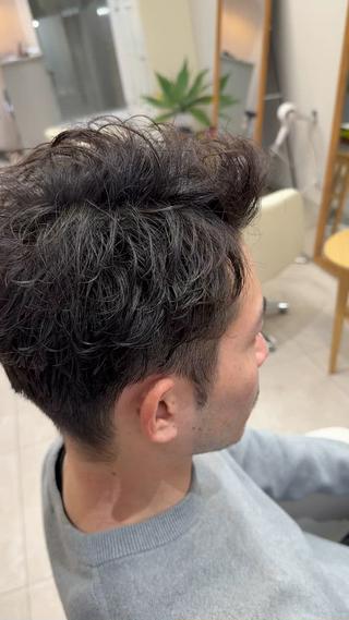 パーマ メンズ Klèa 　クレア所属・樋口 功樹のヘアスタイル