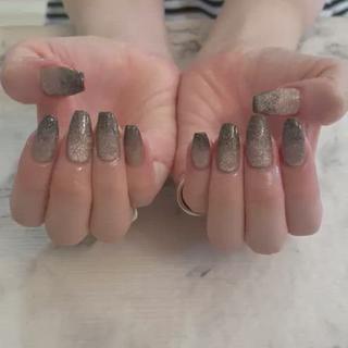 お持ちこみネイル
TikTokで見かけたデザインです^^
フラッシュマグネットネイル
いつもご来店いただきありがとうございます
来月もお待ちしております♪