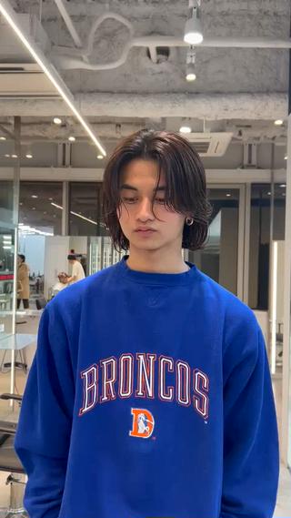 メンズミディアムのワンカールも大人気です！
セットのしやすいベースと毛流れを作ってスタイリングがとても楽になります！！ 