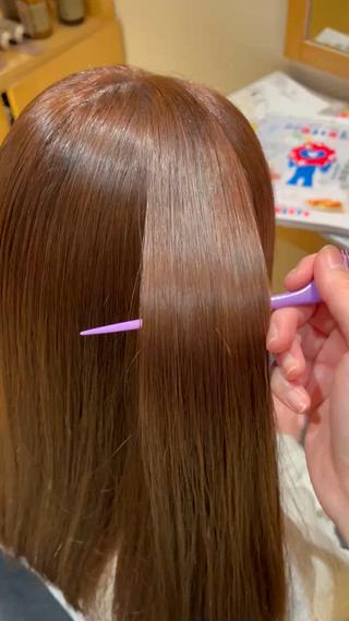 カラー 大窪 菜月のヘアスタイル