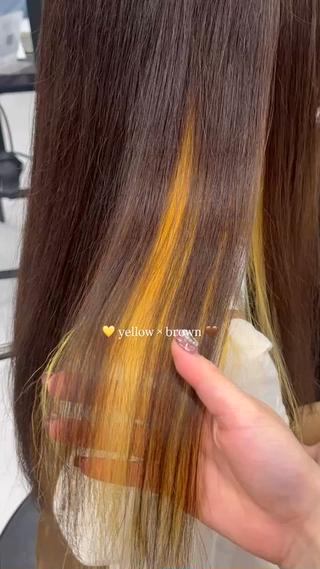 ロング カラー ハイトーン/ゆるふわ 🧚𖥔ׁTOMO♡のヘアスタイル