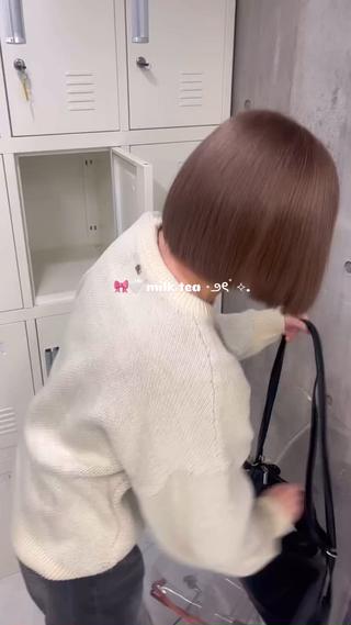 ショート カラー ハイトーン/ゆるふわ 🧚𖥔ׁTOMO♡のヘアスタイル