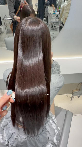 髪質改善ウルトワトリートメント
つやっつやの髪の毛目指したい方へ