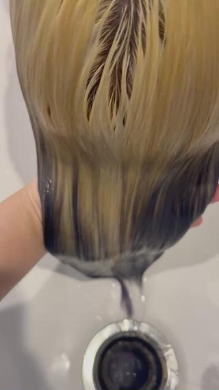 抜きっぱ×ネイビー 