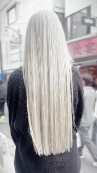カラー 👑ホワイトカラー ブロンド特化👑映人のヘアスタイル