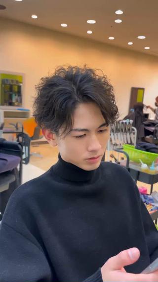 ショート カラー パーマ メンズ ✂️メンズ特化✂️ 神田のヘアスタイル