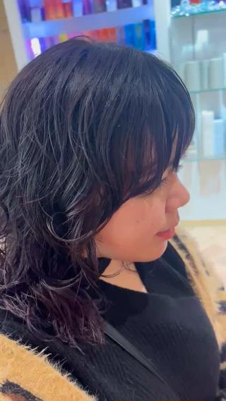 ウルフパーマで緩めにパーマ 