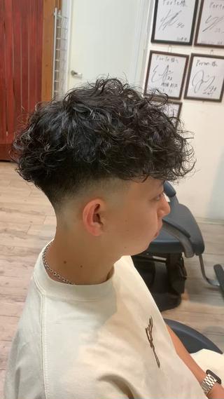 パーマ メンズ 中野 雄也のヘアスタイル