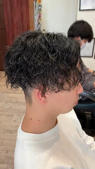 パーマ 中野 雄也のヘアスタイル