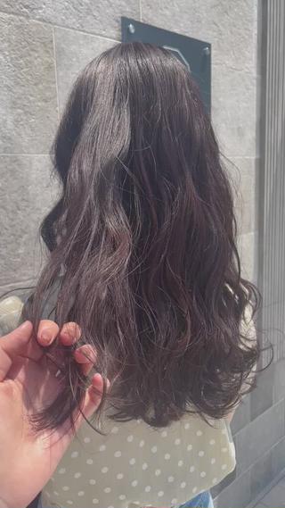 one color  + プレミアムトリートメントで
艶髪に

デート前やお出かけ前などにいかがでしょうか 