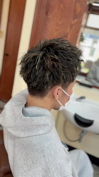 ハイライト×スパイキーショート