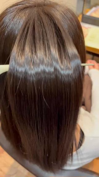 ミディアム 新越谷Lusso 【OOSERA】のヘアスタイル