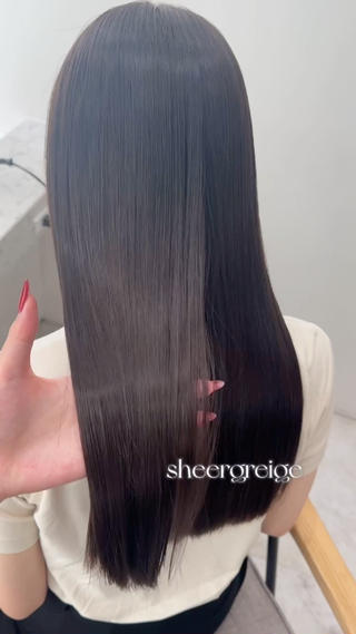 大人気！くすみグレージュ
赤みを抑えて透明感のあるカラーです 