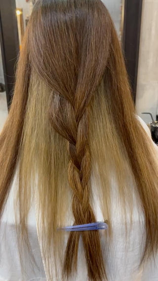 ロング higashi chiriのヘアスタイル