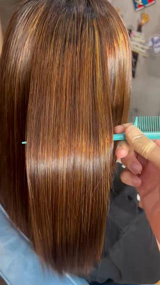 ミディアム higashi chiriのヘアスタイル