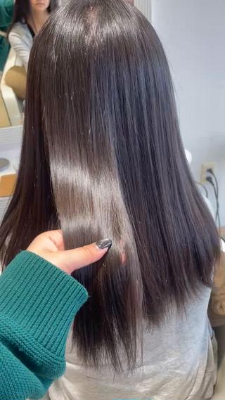 ロング カラー 池田 梨紗のヘアスタイル