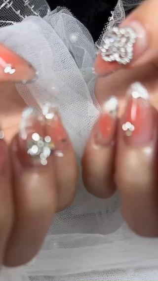 magnet cheek nail
#鈴鹿市ネイル#鈴鹿ネイルサロン#鈴鹿ネイル#鈴鹿ネイルサロン#ラメネイル#可愛いネイル#オシャレネイル#韓国ネイル#美爪#美甲#ワンホンネイル#ワンホンデザイン#サンプル
 