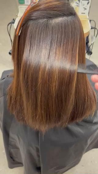 ミディアム KNOWHOW/思川 阿耶のヘアスタイル