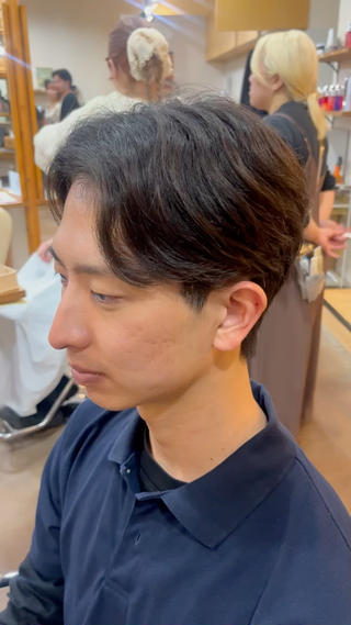 ショート メンズ ROOF 用賀所属・しみず ちかえのヘアスタイル