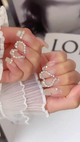 ネイル JOLIESSE Ayumiのネイルデザイン