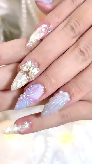 ネイル JOLIESSE Ayumiのネイルデザイン